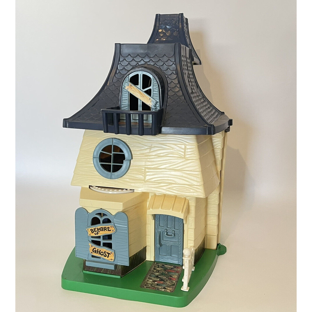Vintage 1976 Hasbro Weebles Haunted House Mansion Halloween Collectible Belfry